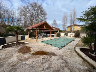  Maison � vendre 5 pi�ces 210 m�