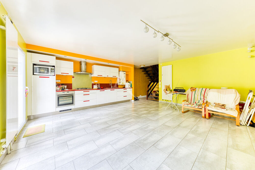 Vente Maison Maison  5 pièce(s) 98 m2 Noisiel