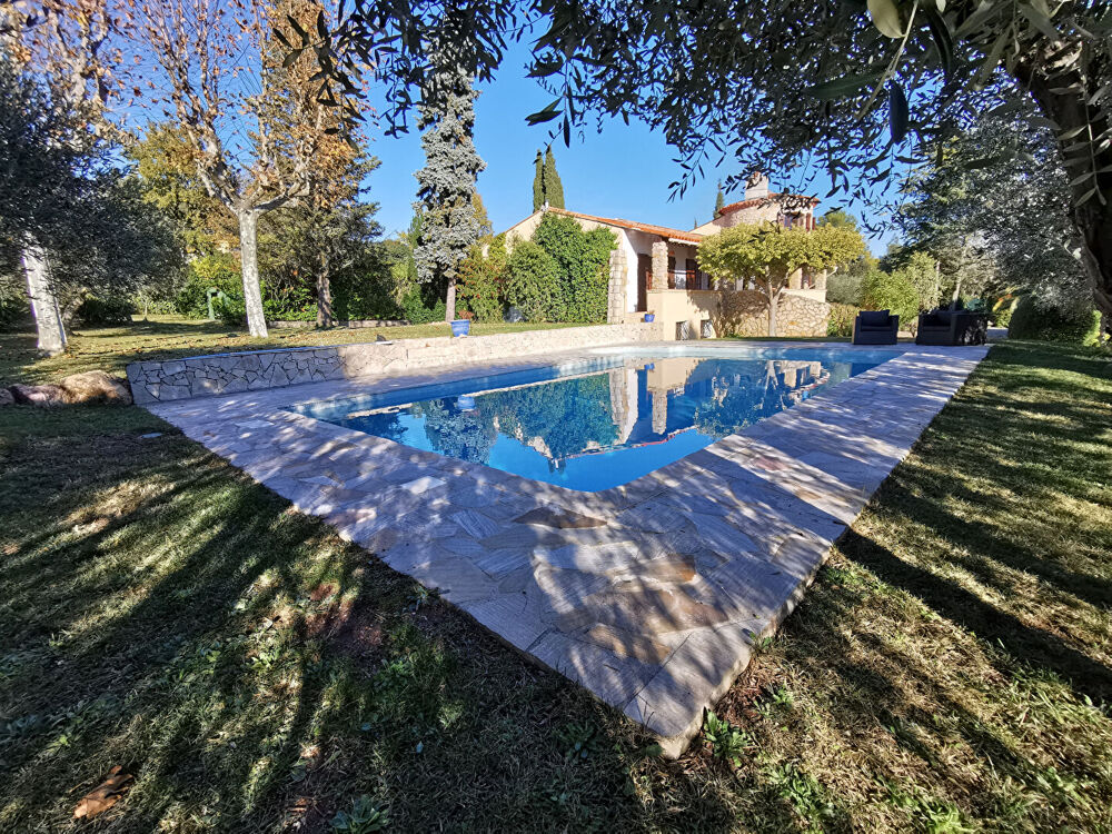 Vente Maison VILLA D'EXCEPTION  8 PIECES 267m DE BTI DANS UN SUPERBE PARC DE 4750M AVEC PISCINE Bagnols en foret