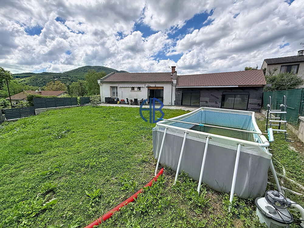 Maison 4 pièces 117 m² · à Renage · 117 m² · 255 000 €