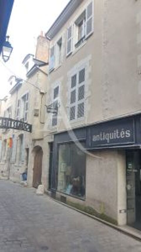 BLOIS HYPER CENTRE EMPLACEMENT N°1: MURS ET LOCAL COMMERCIAL LIBRE TOUS COMMERCES AVEC GARAGE 243800 41000 Blois