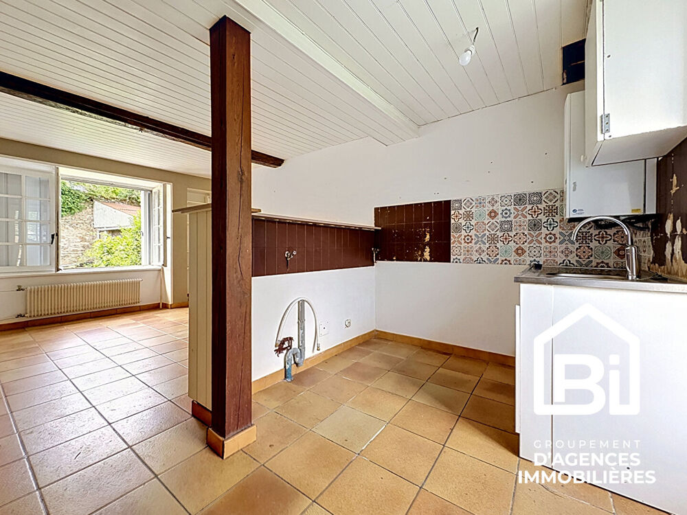 Vente Maison BERNIERES SUR MER - Ensemble immobilier en pierre de 174 m² avec terrain de 1109 m² Bernieres sur mer