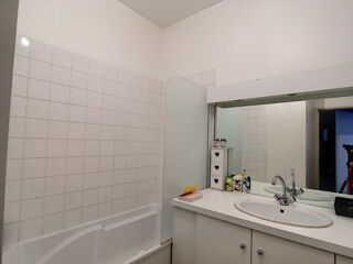  Appartement à louer 4 pièces 118 m²