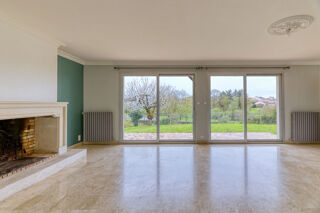  Maison � vendre 7 pi�ces 233 m�