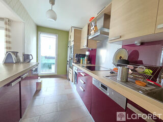  Appartement � vendre 5 pi�ces 97 m�