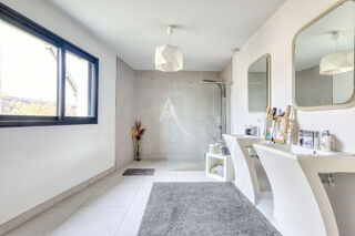  Maison � vendre 6 pi�ces 229 m�