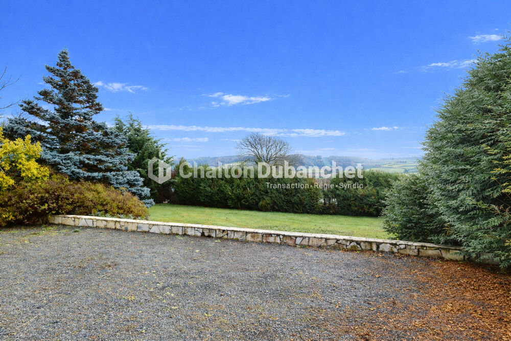ST JEAN LA BUSSIERE - Maison de 127 m²