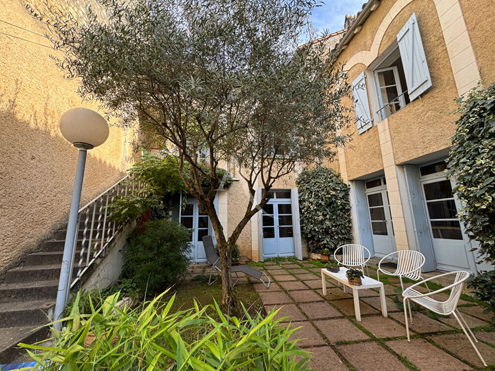 Maison 9 pièces 193 m² · à Poitiers · 193 m² · 572 000 €
