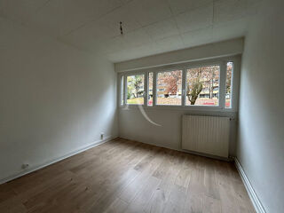  Appartement  vendre 4 pices 80 m
