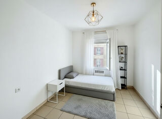 Vente Appartement COURTHEZON - Appt T3, lumineux, avec cave et parking privé Courthezon