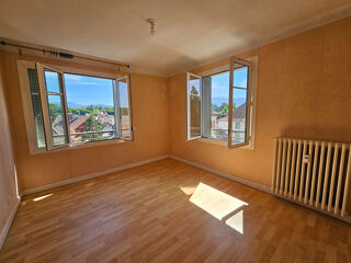  Appartement à louer 3 pièces 73 m²