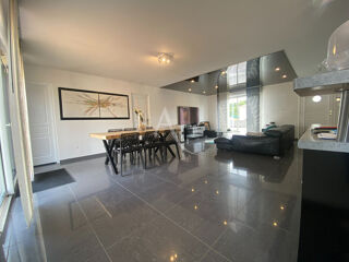  Maison  vendre 6 pices 145 m