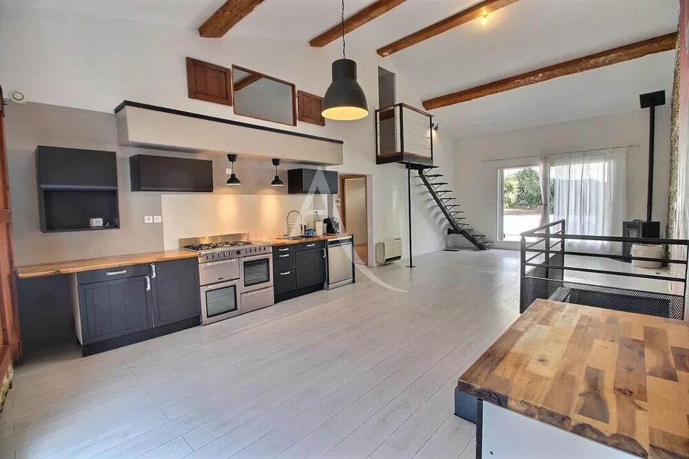 Vente Maison À VENDRE MAISON DE VILLAGE ATYPIQUE AVEC PISCINE, TERRASSE ET GRAND GARAGE Cabestany