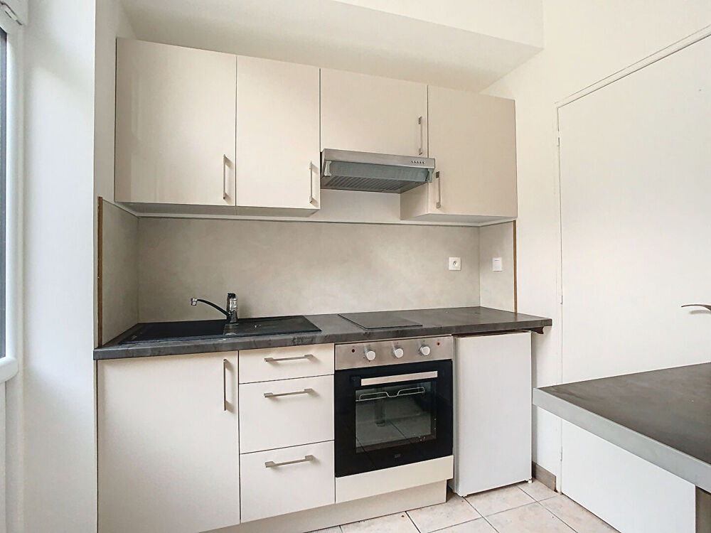 Location Appartement Idéal étudiant, T1 de 21 m² Bolbec  hyper centre Bolbec