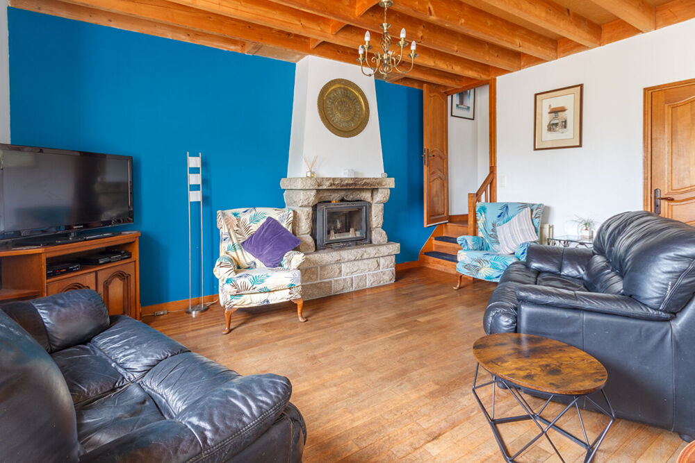 Vente Maison La Manche : Maison et deux gîtes dans un cadre champêtre paisible. Ducey les cheris