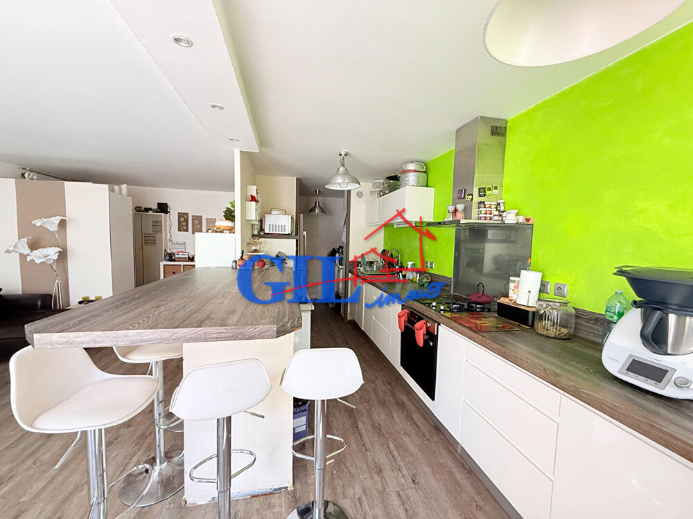 Appartement Nandy 4 pièce(s) 82 m2