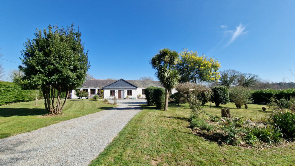Maison 6 pièces 213 m² · à Josselin · 213 m² · 262 400 €