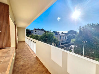  Appartement � louer 4 pi�ces 80 m�