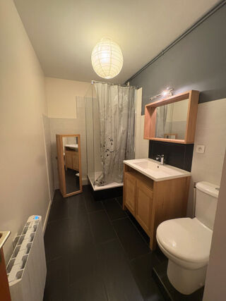  Appartement à louer 2 pièces 47 m²