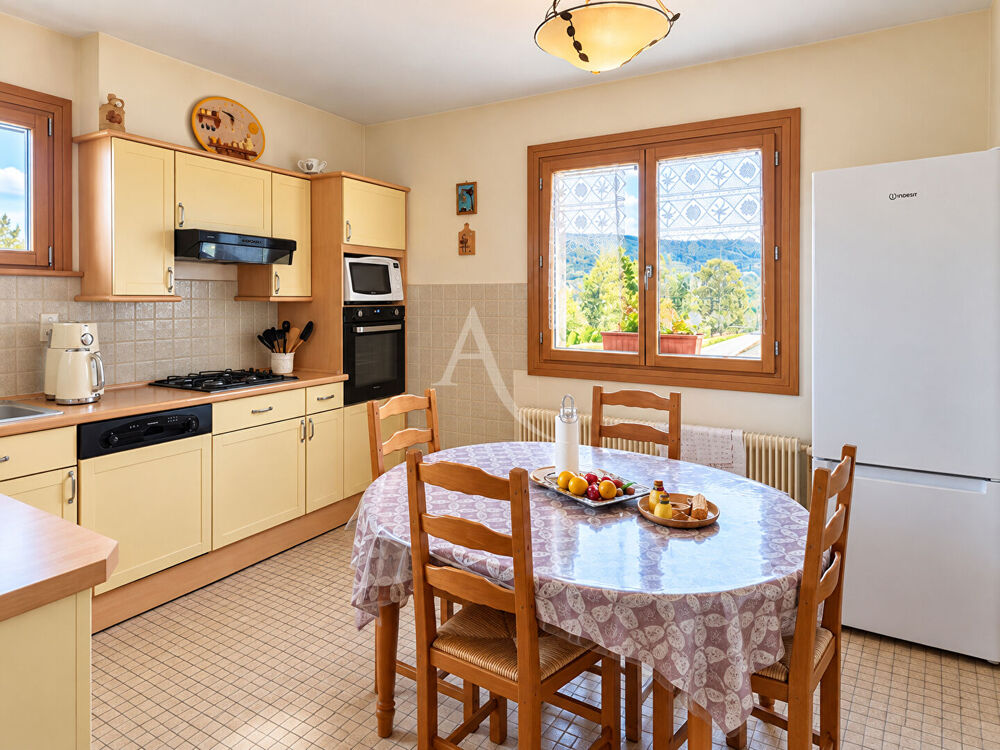 Vente Maison Maison individuelle à rénover à Cercier ? 3 chambres, sous-sol complet et terrain de 1 180 m² Cercier