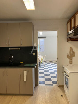 Maison à louer 6 pièces 128 m²
