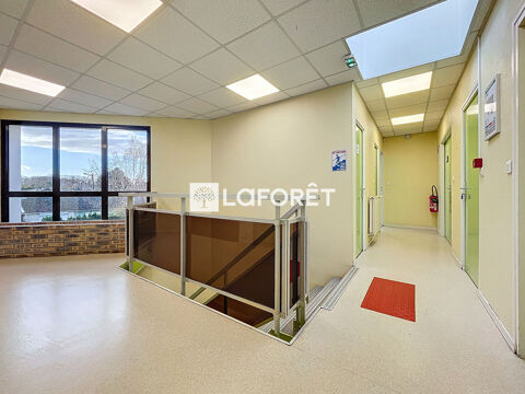   A louer : Bureaux sur Evreux de 385 m² 