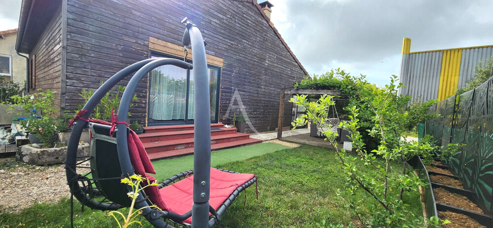 ROUILLE - PLAIN PIED - 3 CHAMBRES - JARDIN