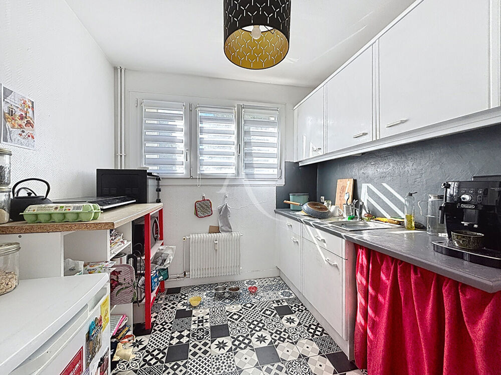 Location Appartement RUE DES ORMEAUX - T4 non meublé disponible le 27/11 Angers