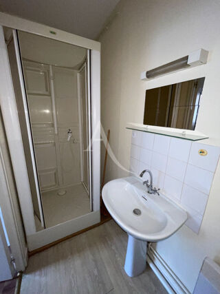  Appartement à louer 1 pièce 25 m²