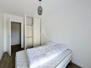  Appartement à louer 3 pièces 60 m²