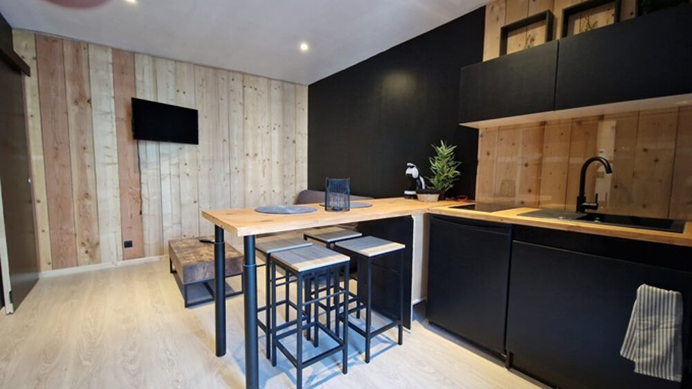 MAISON 2 APPARTEMENTS+ GARAGE