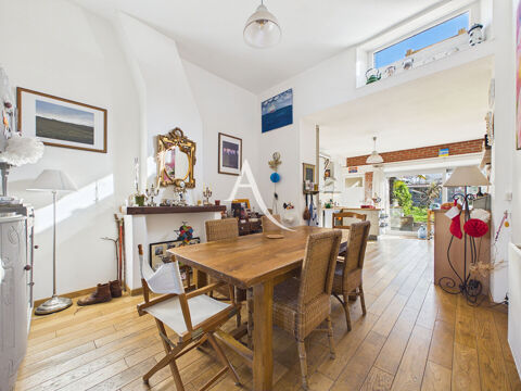   A VENDRE - MAISON T6 - 165 M� - MONS EN BAROEUL Maison - 6 pi�ce(s) - 162 m�