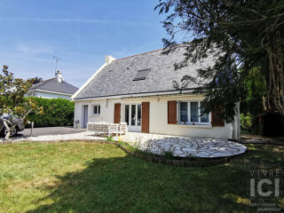  Maison à louer 6 pièces 160 m²