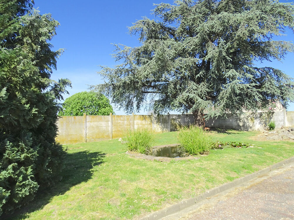 MAISON EN PIERRE 4 CHAMBRES- GARAGE 50 m² JARDIN CLOS CALME ABSOLU
