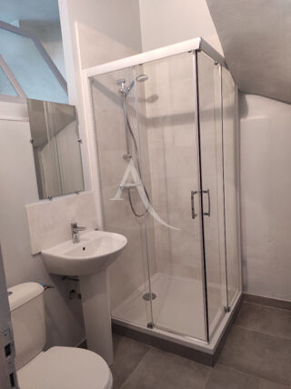  Immeuble � vendre 6 pi�ces 92 m�