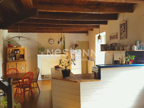   Monterblanc centre Maison en pierre avec jardin et d�pendances Maison - 4 pi�ce(s) - 100 m�