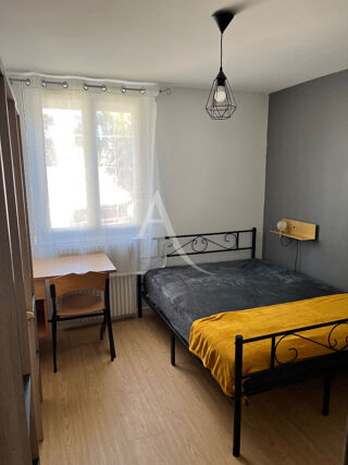  Maison  louer 7 pices 140 m