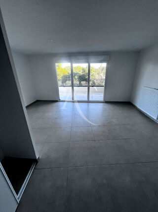  Appartement  vendre 4 pices 75 m