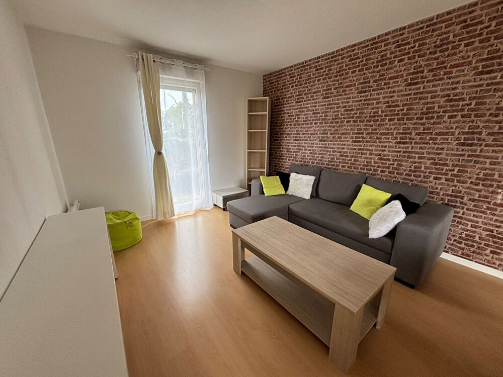 Location Appartement Appartement meublé de 65 m² avec terrasse et parking Le mans
