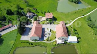  Maison  vendre 15 + pices 670 m