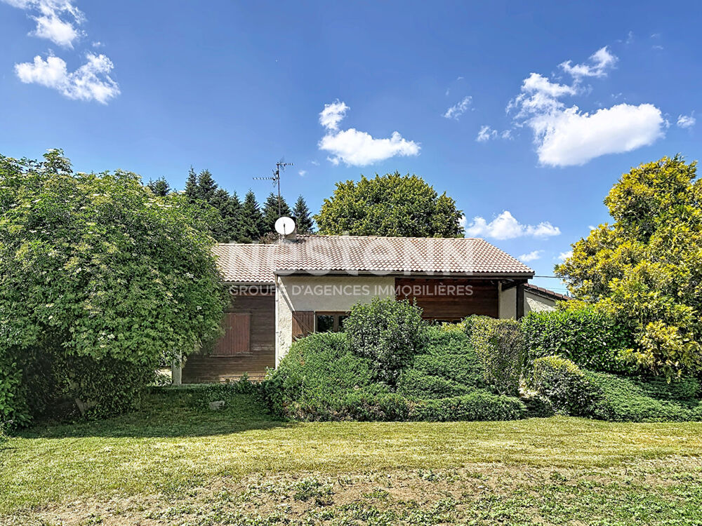 Vente Maison EXCLUSIVITE ! Maison avec garage  sur 1200 m2 environ de terrain clos à MONTREGARD Montregard