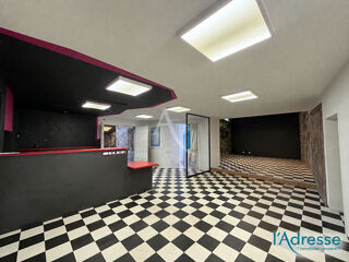  Immeuble à vendre 600 m²