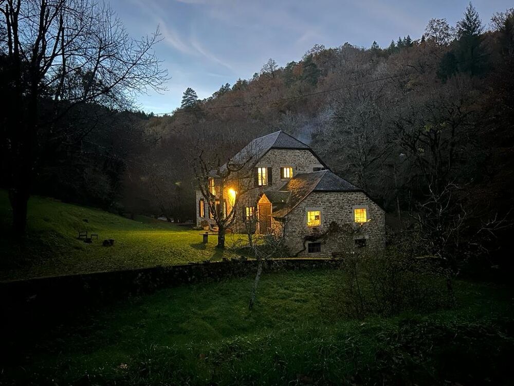 Magnifique ancien moulin rénové - La Roche Canillac