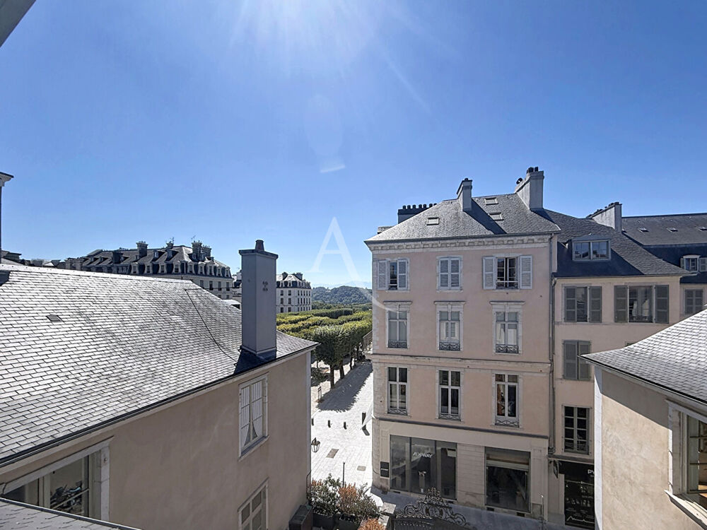 Vente Appartement Place Royale appartement duplex Pau 6 pièce(s) Pau