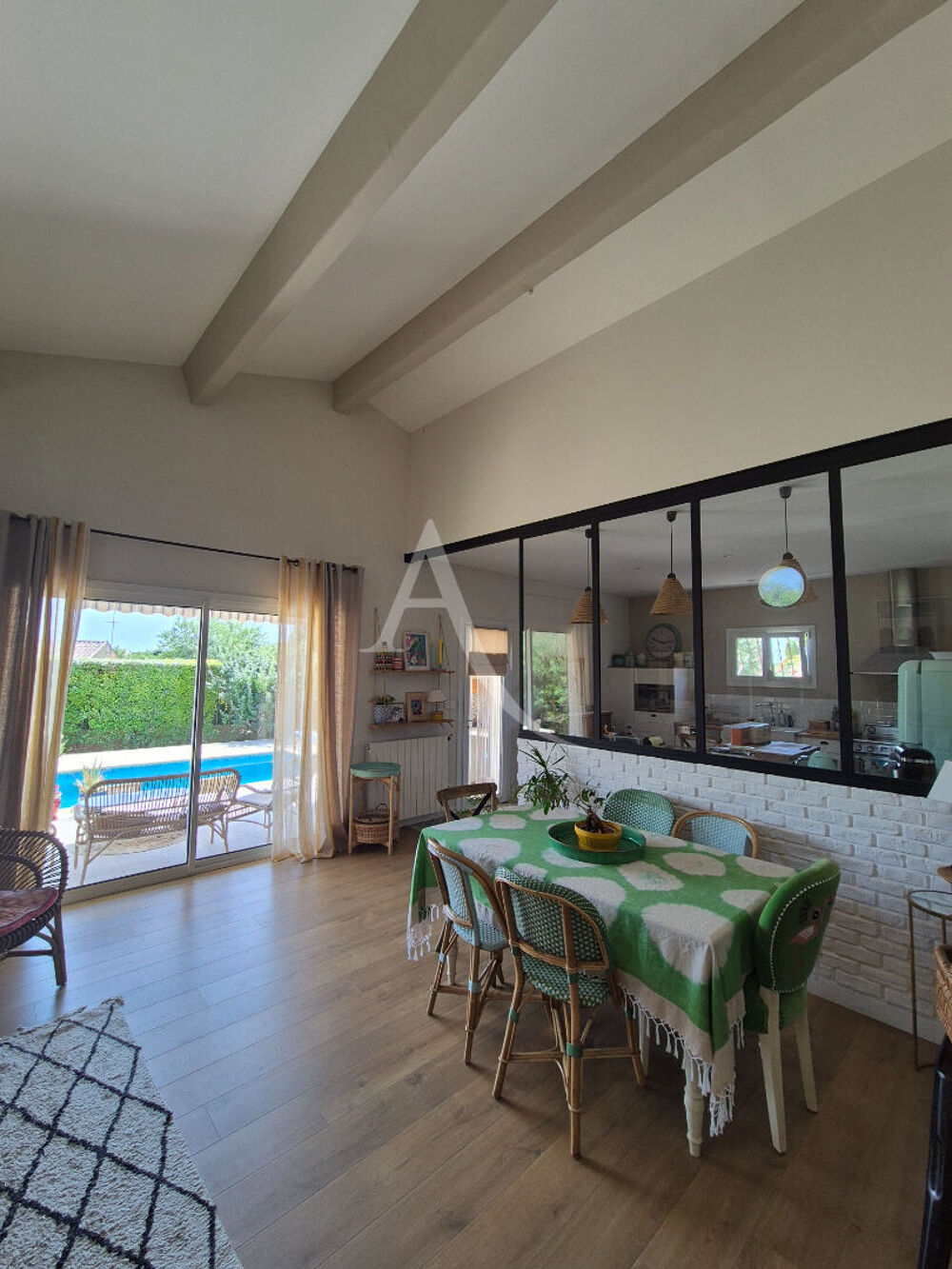 Villa T5 de 156 m2 - Piscine + studio indépendant - Balaruc les bains