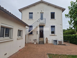  Maison à vendre 15 + pièces 520 m²