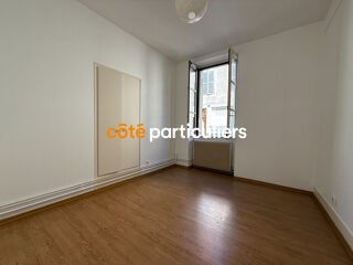  Immeuble  vendre 10 pices 250 m