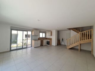  Maison à louer 4 pièces 91 m²