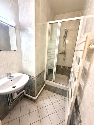  Appartement à louer 2 pièces 41 m²