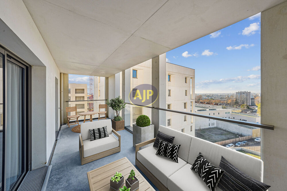 BORDEAUX - APT NEUF DE 5 PIECES